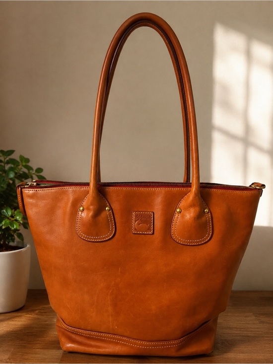 Dooney & Bourke Handbags - Dooney & Bourke Cognac Leather Tote